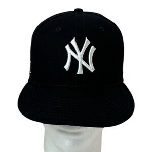 New Era 59Fifty New York Yankees World Series 1999 Black/White Fitted Hat Size 7